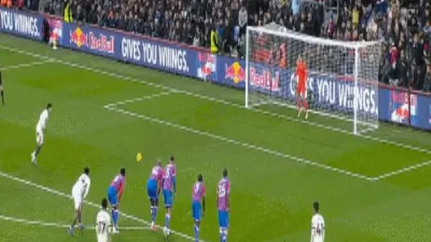 “打造社交新趣味：运动团建热潮兴起，夜跑骑行成热门活动 2025-01-22”